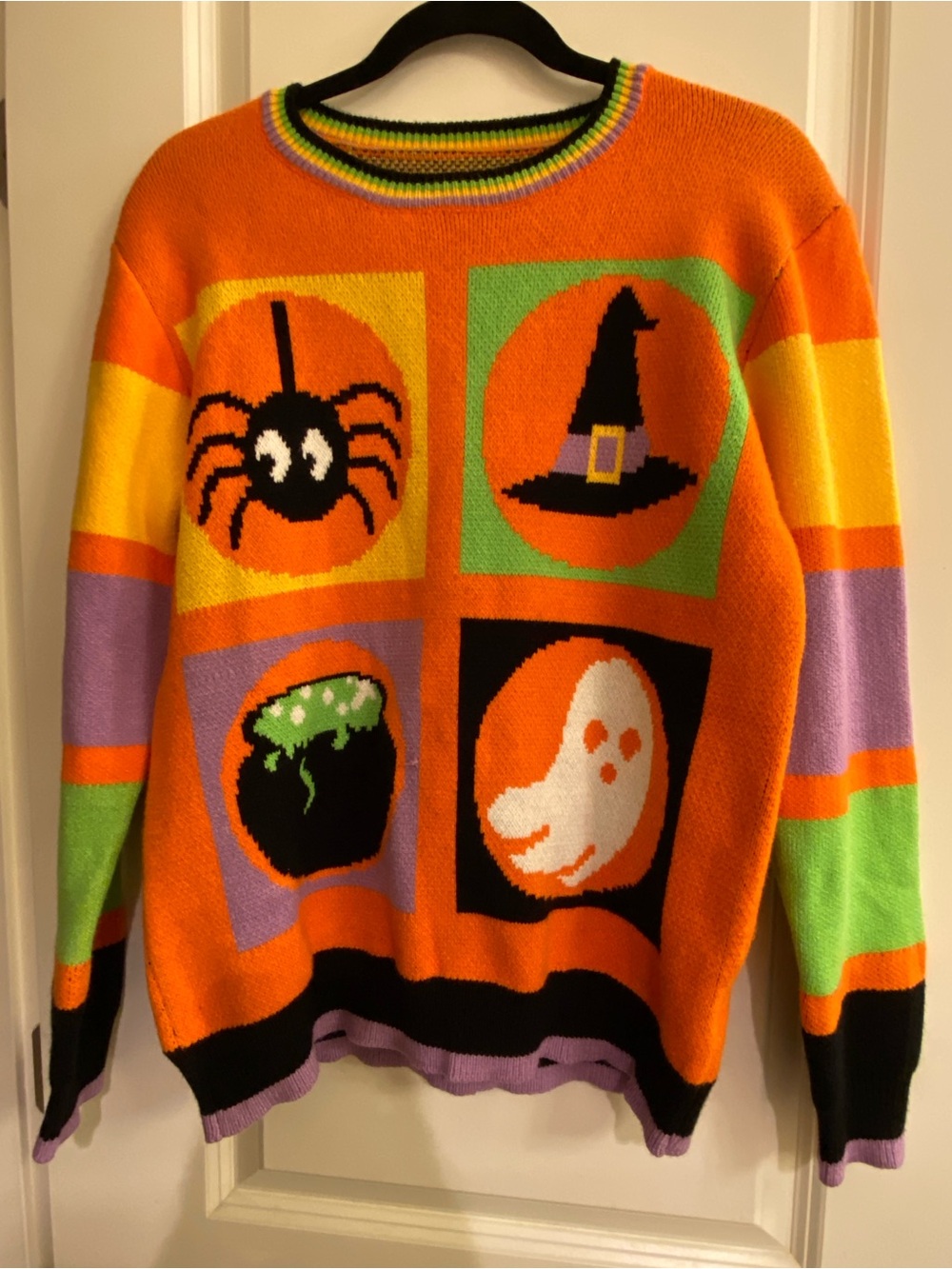 Halloween sweater size small